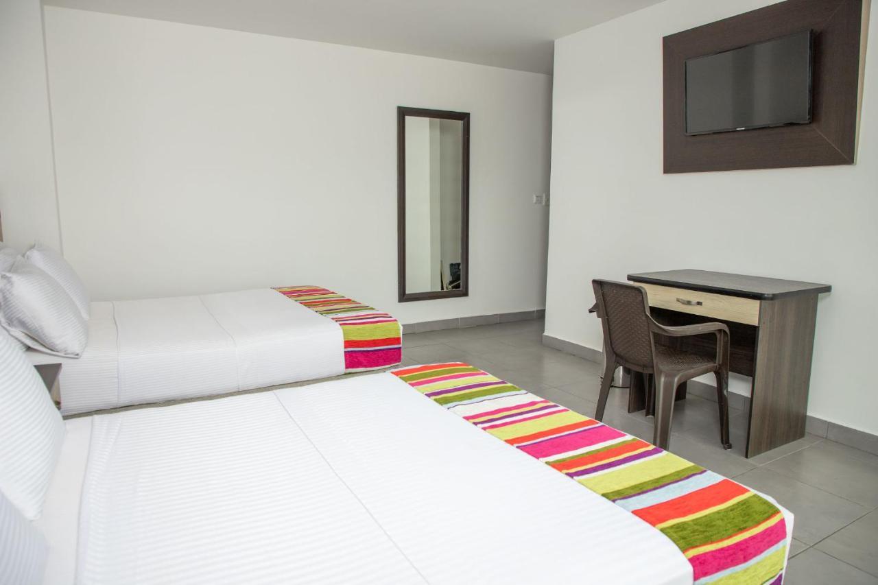 Hotel Anamela Maní Esterno foto