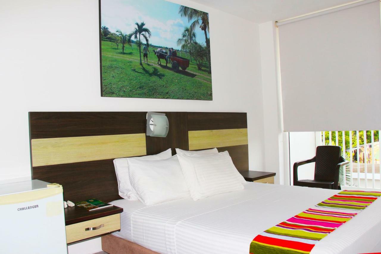 Hotel Anamela Maní Esterno foto